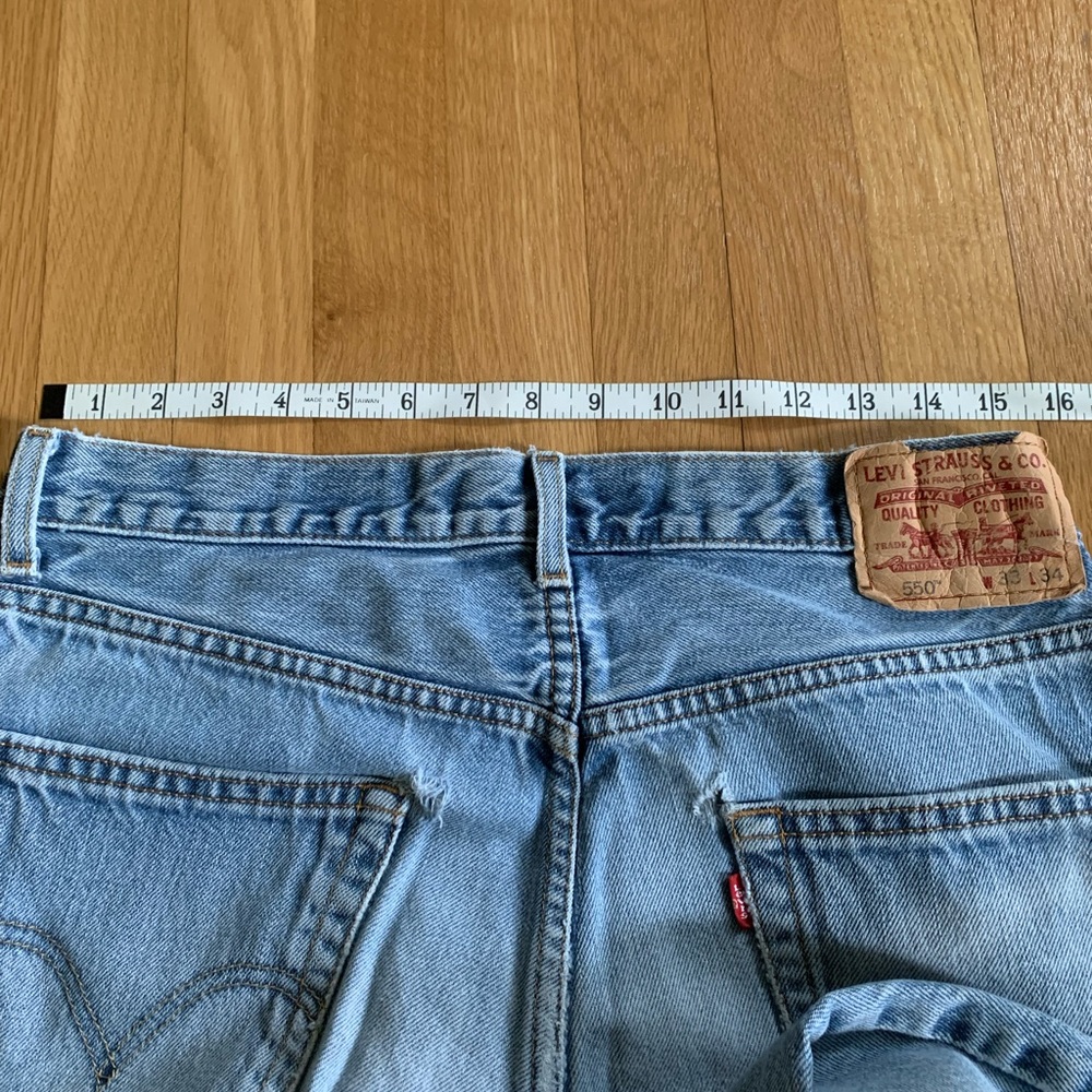 Levi’s vintage 550, 33x34 - Picture 9 of 10
